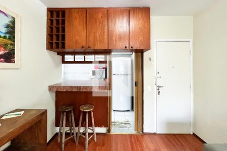 Sala de apartamento para alugar com 2 quartos, 62m² em Indianópolis, São Paulo