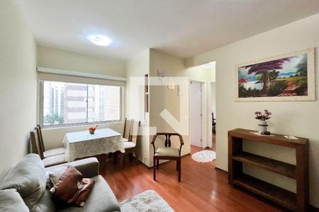 Sala de apartamento para alugar com 2 quartos, 62m² em Indianópolis, São Paulo