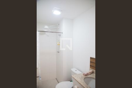 Banheiro de apartamento para alugar com 1 quarto, 27m² em Centro, São Paulo