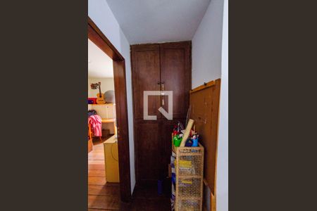 Corredor de apartamento à venda com 3 quartos, 110m² em Coração de Jesus, Belo Horizonte