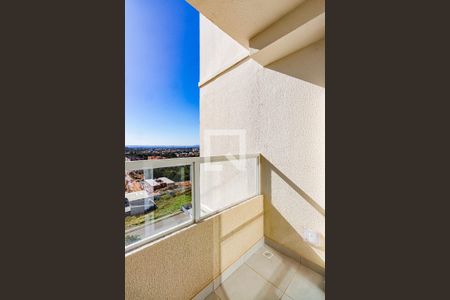 Varanda da Sala de apartamento para alugar com 2 quartos, 45m² em Parque Santa Fé, Porto Alegre