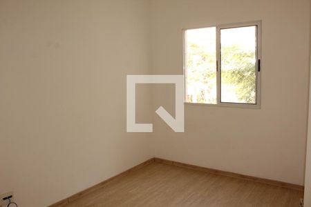 Sala  de apartamento para alugar com 2 quartos, 48m² em Jardim Petrópolis, Cotia