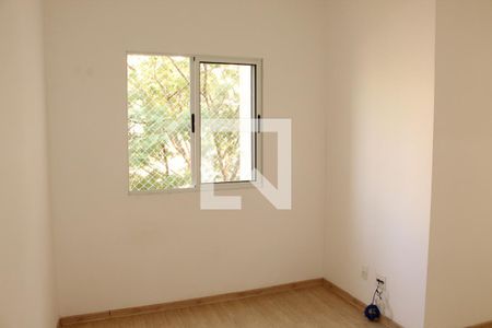 Sala  de apartamento para alugar com 2 quartos, 48m² em Jardim Petrópolis, Cotia