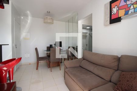 Sala de apartamento para alugar com 2 quartos, 50m² em Taguatinga Norte (taguatinga), Brasília