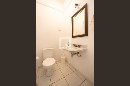 Lavabo de casa de condomínio para alugar com 4 quartos, 230m² em Pinheirinho, Vinhedo