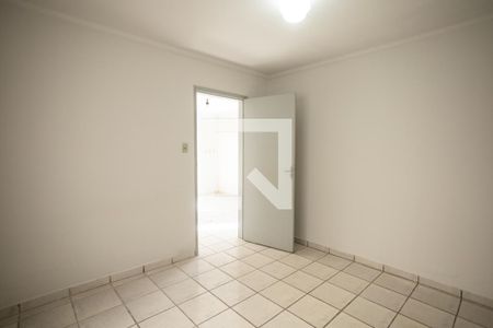 Quarto 1 de casa para alugar com 3 quartos, 150m² em Setor Campinas, Goiânia