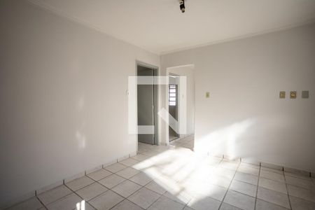 Sala de casa para alugar com 3 quartos, 150m² em Setor Campinas, Goiânia