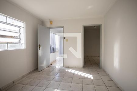 Sala de casa para alugar com 3 quartos, 150m² em Setor Campinas, Goiânia