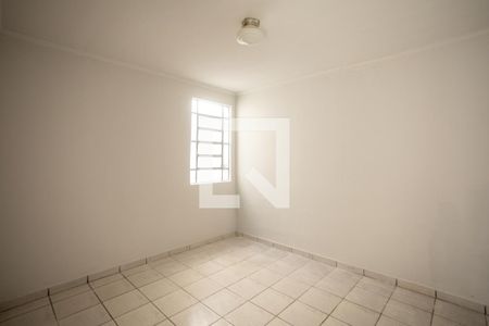 Quarto 2 de casa para alugar com 3 quartos, 150m² em Setor Campinas, Goiânia