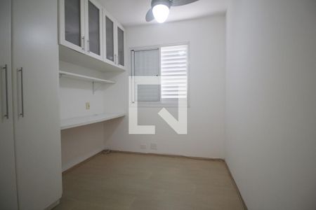 Quarto 1 de apartamento para alugar com 3 quartos, 76m² em Vila Morse, São Paulo