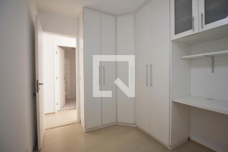 Quarto 1 de apartamento para alugar com 3 quartos, 76m² em Vila Morse, São Paulo