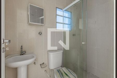 Banheiro de apartamento para alugar com 1 quarto, 50m² em Parque Alexandre, Cotia