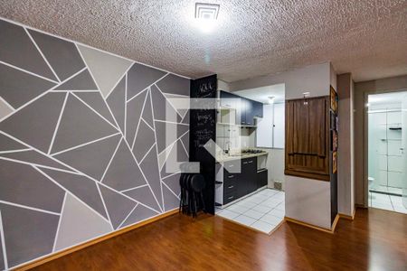 Sala  de apartamento para alugar com 2 quartos, 40m² em Rubem Berta, Porto Alegre