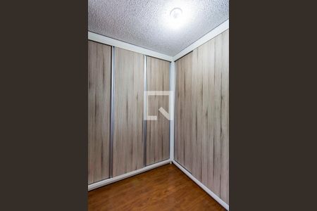 Quarto 1 de apartamento para alugar com 2 quartos, 40m² em Rubem Berta, Porto Alegre