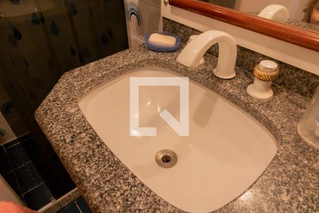 Apartamento para alugar com 120m², 3 quartos e 2 vagas Apartamento para alugar com 120m², 3 quartos e 2 vagasBanheiro Social