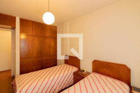 Apartamento para alugar com 120m², 3 quartos e 2 vagas Apartamento para alugar com 120m², 3 quartos e 2 vagasQuarto 3