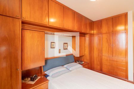 Apartamento para alugar com 120m², 3 quartos e 2 vagas Apartamento para alugar com 120m², 3 quartos e 2 vagasSuíte