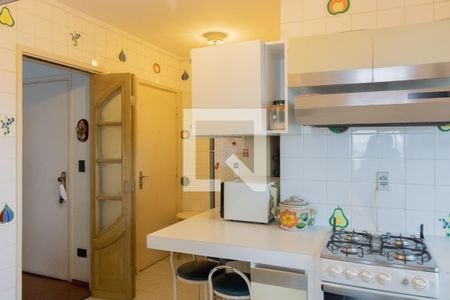 Apartamento para alugar com 120m², 3 quartos e 2 vagas Apartamento para alugar com 120m², 3 quartos e 2 vagasCozinha