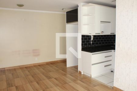 Sala de apartamento para alugar com 2 quartos, 55m² em Jardim Rio das Pedras, Cotia