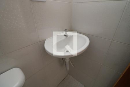 Banheiro de apartamento para alugar com 1 quarto, 30m² em Vila Bela, São Paulo