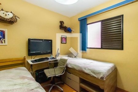 Quarto 2 de casa à venda com 2 quartos, 78m² em Vila Campanela, São Paulo