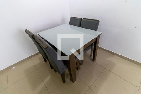 Sala de apartamento para alugar com 2 quartos, 50m² em Vila Industrial, Campinas