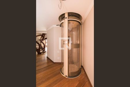 Elevador de apartamento à venda com 7 quartos, 519m² em Bela Vista, Porto Alegre