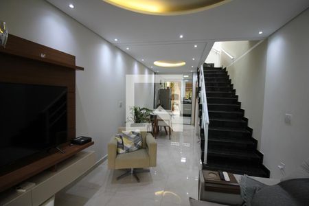 Sala de casa à venda com 3 quartos, 114m² em Jardim Sabara, São Paulo