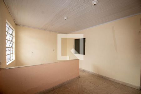 Sala de casa para alugar com 1 quarto, 30m² em Jardim Carvalho, Porto Alegre