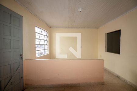 Sala de casa para alugar com 1 quarto, 30m² em Jardim Carvalho, Porto Alegre