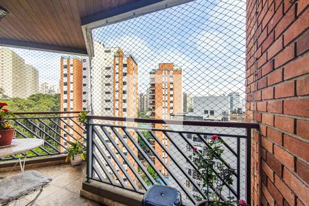 Varanda de apartamento para alugar com 3 quartos, 150m² em Parque Bairro Morumbi, São Paulo