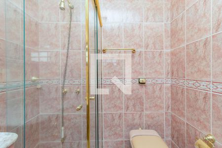 Casa à venda com 280m², 4 quartos e 6 vagas Casa à venda com 280m², 4 quartos e 6 vagasanheiro da Suíte 2