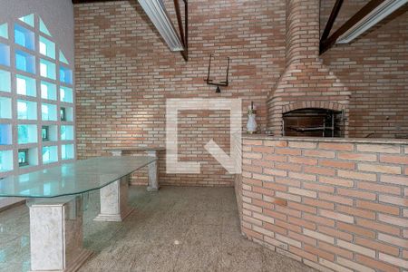 Casa à venda com 280m², 4 quartos e 6 vagas Casa à venda com 280m², 4 quartos e 6 vagasChurrasqueira