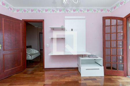 Casa à venda com 280m², 4 quartos e 6 vagas Casa à venda com 280m², 4 quartos e 6 vagasSuíte 2