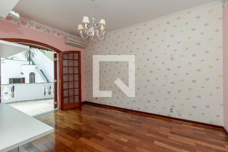 Casa à venda com 280m², 4 quartos e 6 vagas Casa à venda com 280m², 4 quartos e 6 vagasSuíte 2