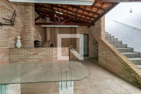 Casa à venda com 280m², 4 quartos e 6 vagas Casa à venda com 280m², 4 quartos e 6 vagasChurrasqueira