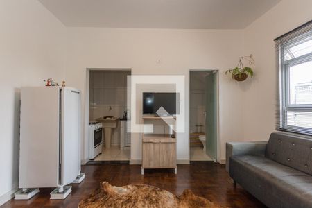 Sala de kitnet/studio para alugar com 1 quarto, 41m² em Centro, Curitiba