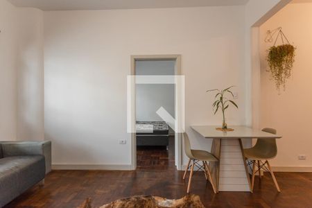 Sala de kitnet/studio para alugar com 1 quarto, 41m² em Centro, Curitiba