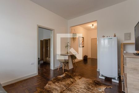 Sala de kitnet/studio para alugar com 1 quarto, 41m² em Centro, Curitiba