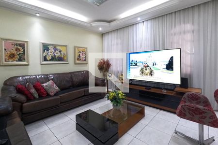 Sala de casa à venda com 5 quartos, 404m² em Parque Renato Maia, Guarulhos
