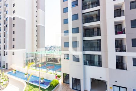 Vista  de apartamento à venda com 2 quartos, 47m² em Padroeira, Osasco