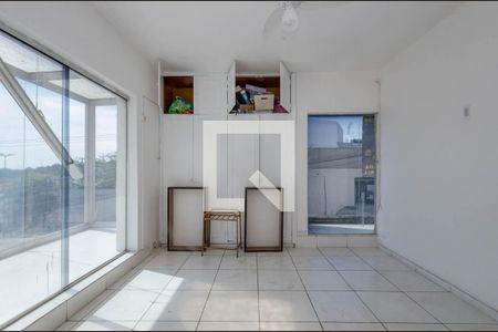 Quarto 1 de casa à venda com 7 quartos, 500m² em Caiçaras, Belo Horizonte