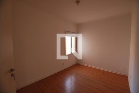 Quarto 2 de apartamento para alugar com 2 quartos, 77m² em Glória, Porto Alegre