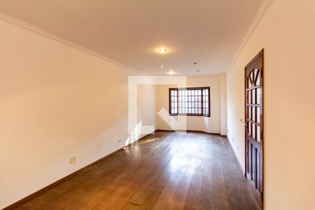 Casa à venda com 220m², 5 quartos e 2 vagasSala de Estar