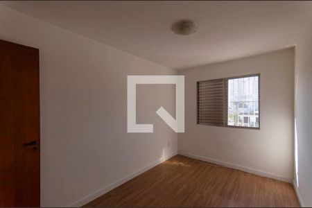 Quarto 1 de apartamento para alugar com 2 quartos, 60m² em Vila Pierina, São Paulo