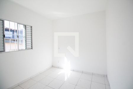 Quarto 1 de casa para alugar com 1 quarto, 50m² em Vila Zulmira, São Paulo