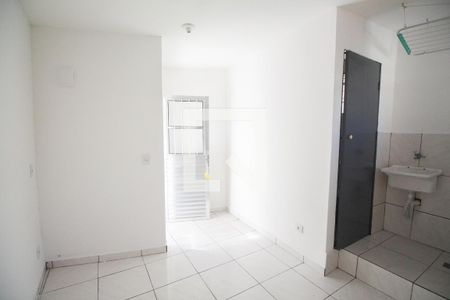 Sala de casa para alugar com 1 quarto, 50m² em Vila Zulmira, São Paulo