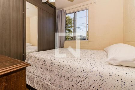 Dormitório de apartamento à venda com 2 quartos, 40m² em Campo Novo, Porto Alegre