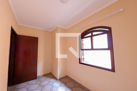 Quarto 2 de casa para alugar com 3 quartos, 160m² em Vila Mazzei, São Paulo