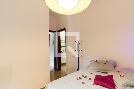 Casa de condomínio para alugar com 90m², 2 quartos e 2 vagas Casa de condomínio para alugar com 90m², 2 quartos e 2 vagasSuíte